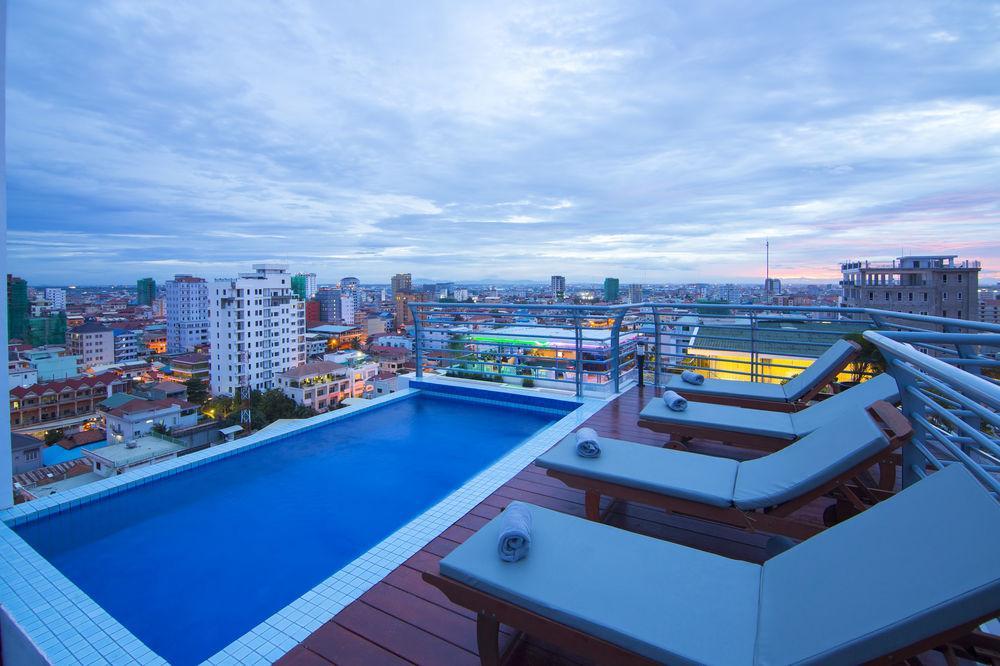 Colina Sky Hotel พนมเปญ ภายนอก รูปภาพ