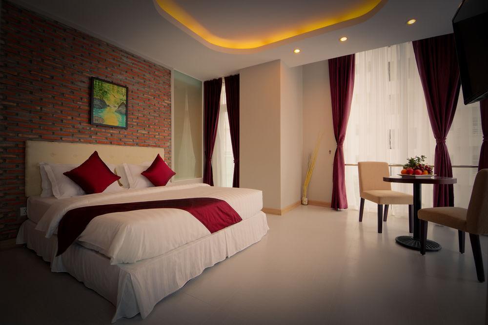 Colina Sky Hotel พนมเปญ ภายนอก รูปภาพ