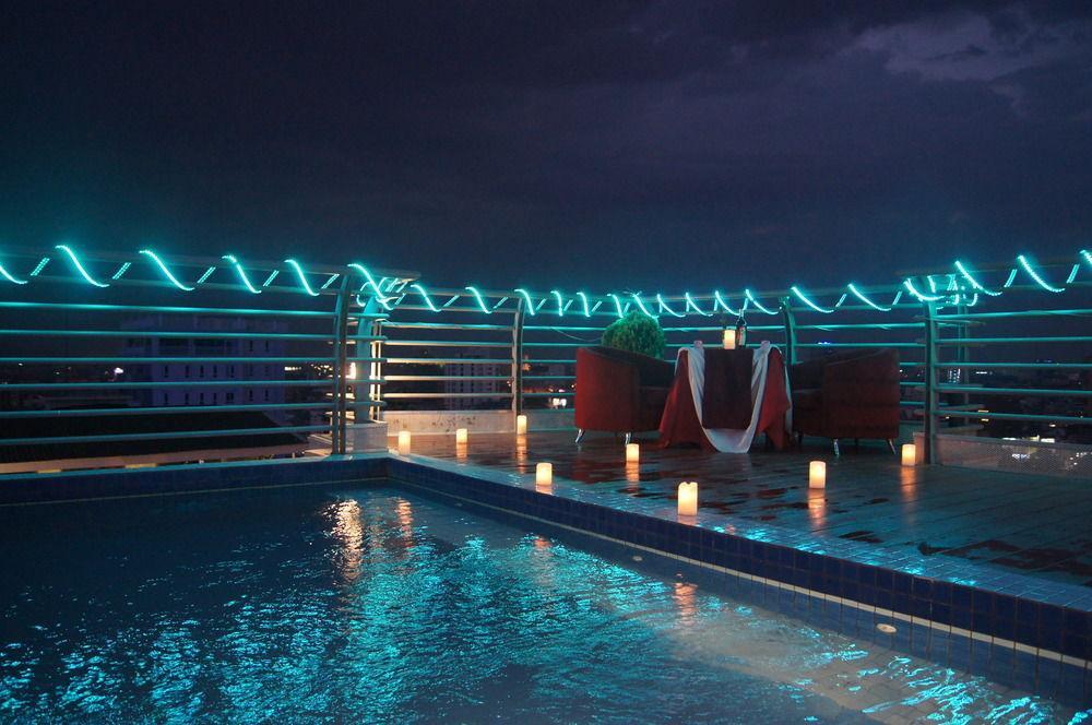 Colina Sky Hotel พนมเปญ ภายนอก รูปภาพ