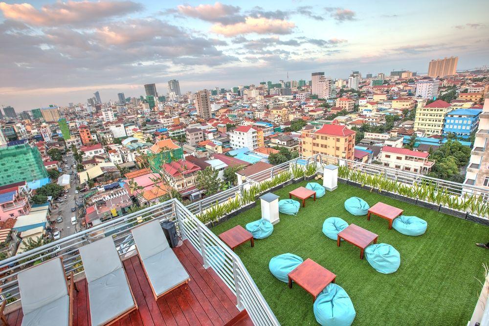 Colina Sky Hotel พนมเปญ ภายนอก รูปภาพ