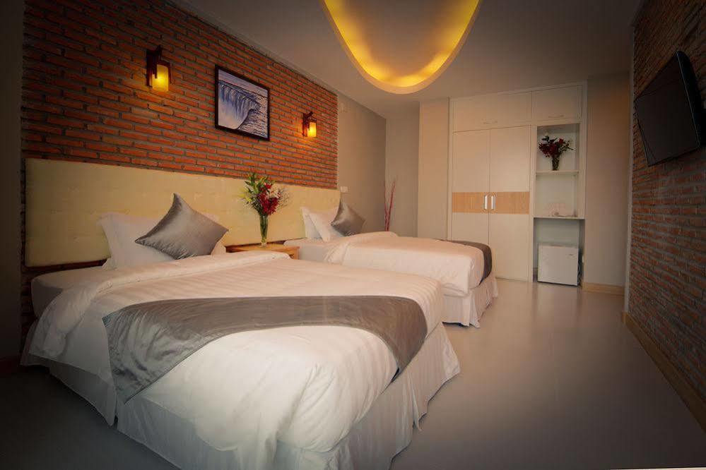 Colina Sky Hotel พนมเปญ ภายนอก รูปภาพ