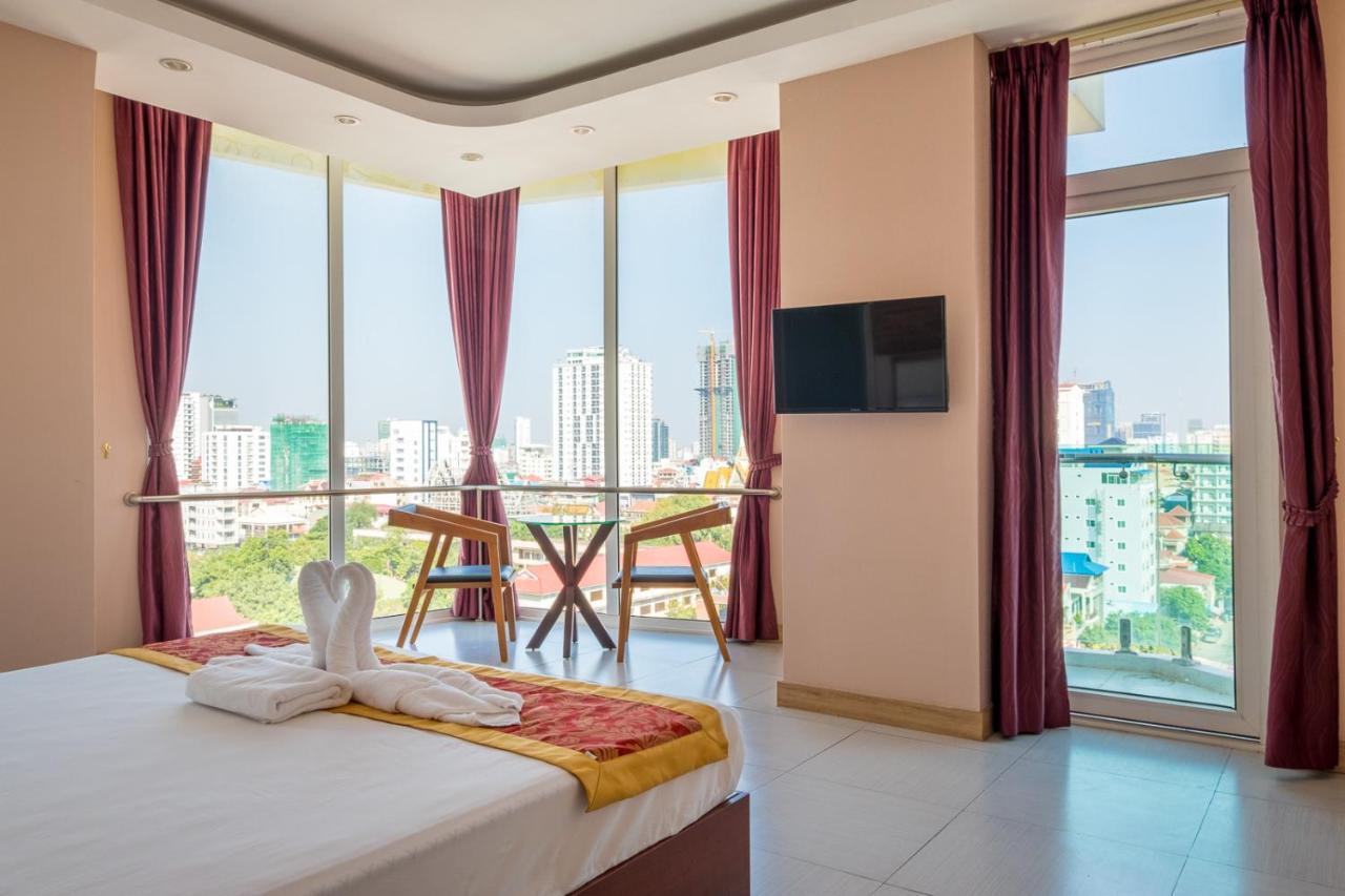 Colina Sky Hotel พนมเปญ ภายนอก รูปภาพ