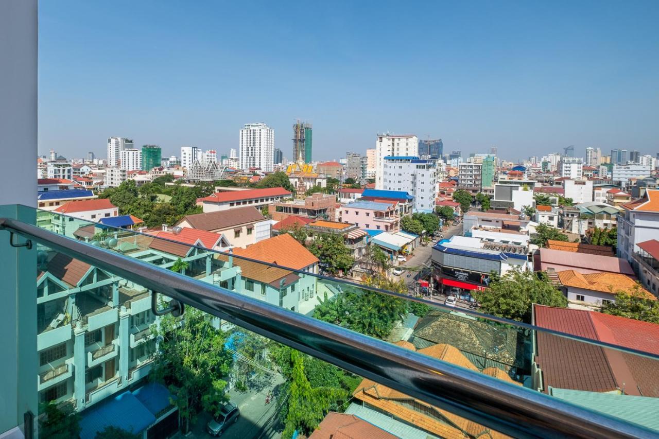 Colina Sky Hotel พนมเปญ ภายนอก รูปภาพ
