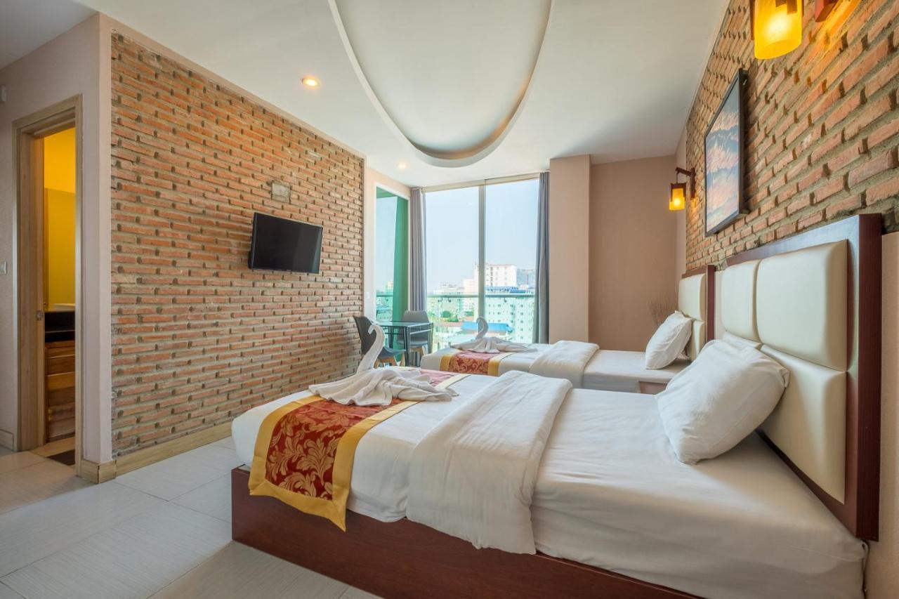 Colina Sky Hotel พนมเปญ ภายนอก รูปภาพ