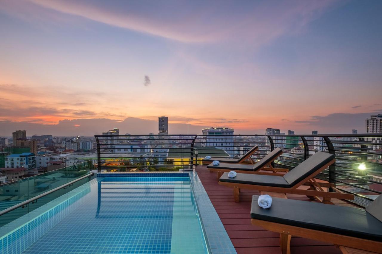 Colina Sky Hotel พนมเปญ ภายนอก รูปภาพ